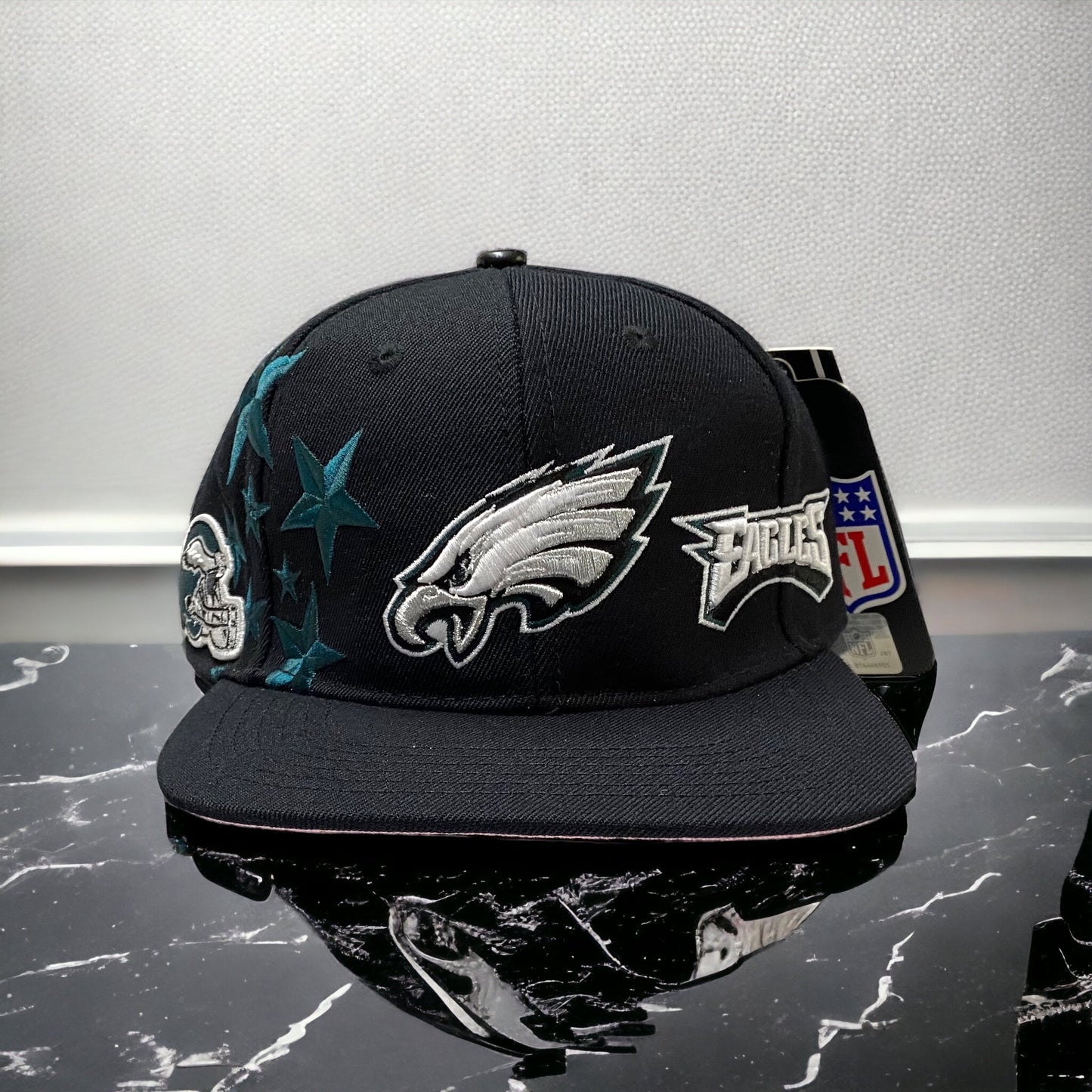 NFL Philadelphia Eagles Pro Standard Side Script Snpaback