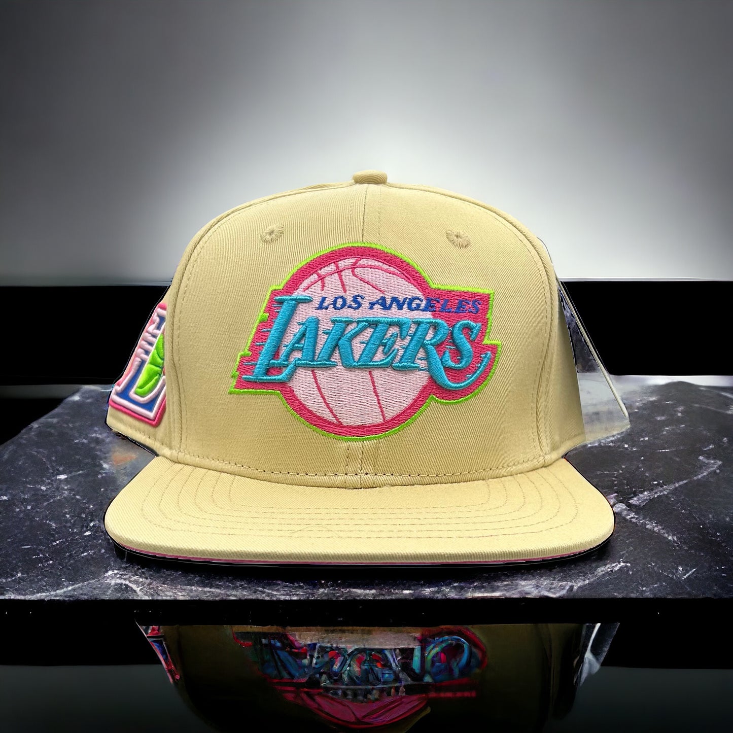 NEW Los Angeles Lakers PRO STANDARD Wool SnapBack Neon Hat Khaki Pink UV