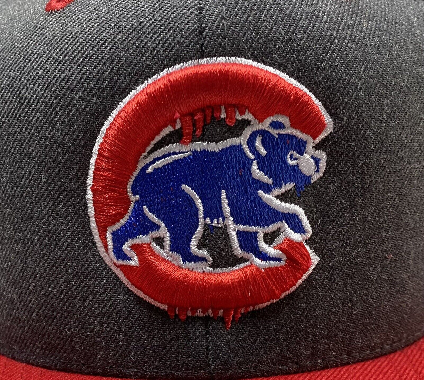 NEW Chicago Cubs Capn On Melrose SnapBack Hat Gray Red Green UV Mens Adjustable