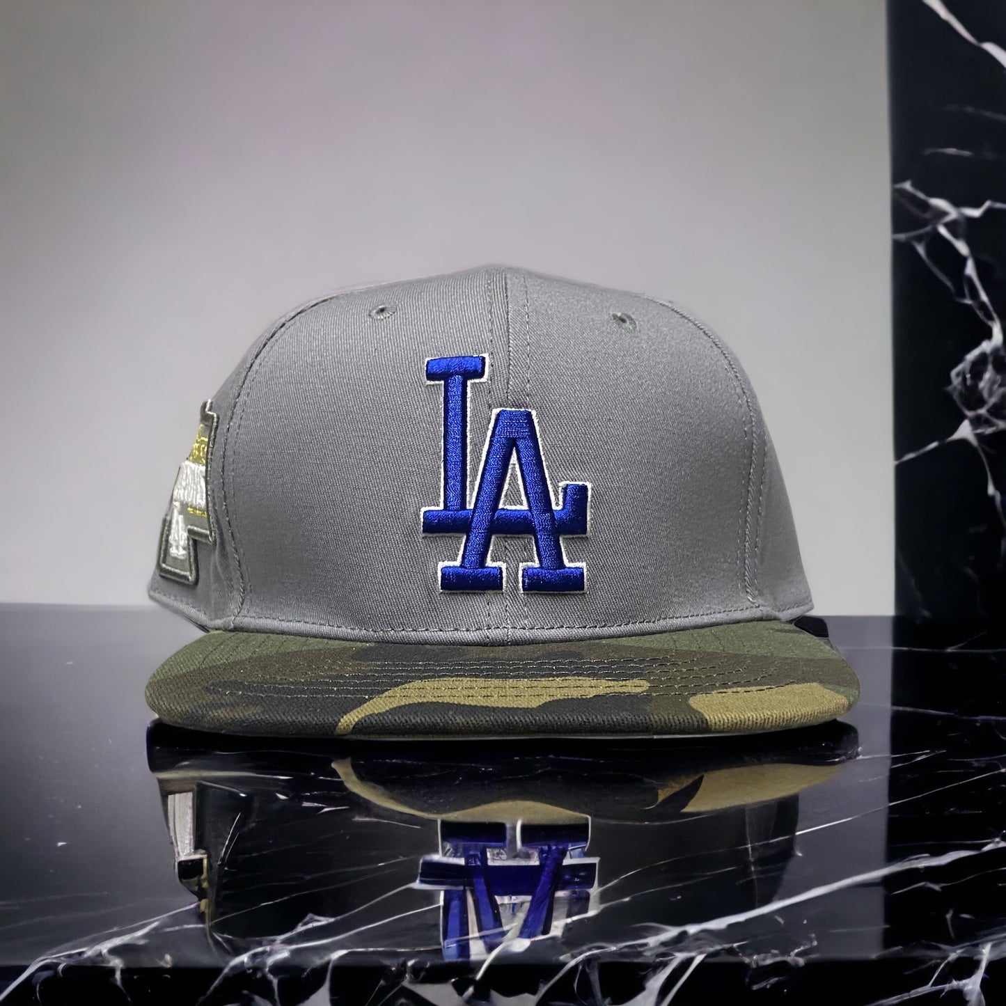 New MLB Los Angeles Dodgers Pro Standard 2 Tone SnapBack Hat Flat Camo Brim 950