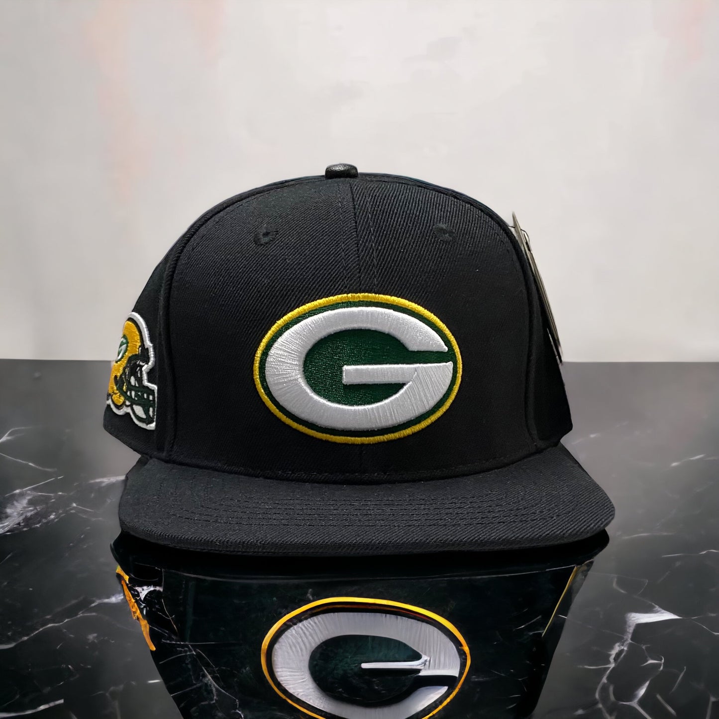 Green Bay Packers Black Pro Standard SnapBack