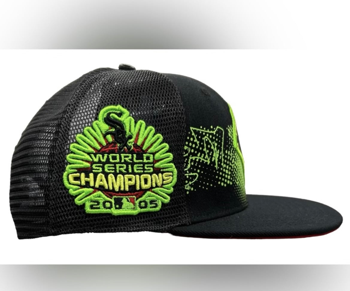 MLB Chicago White Sox Pro Standard Trucker SnapBack Hat
