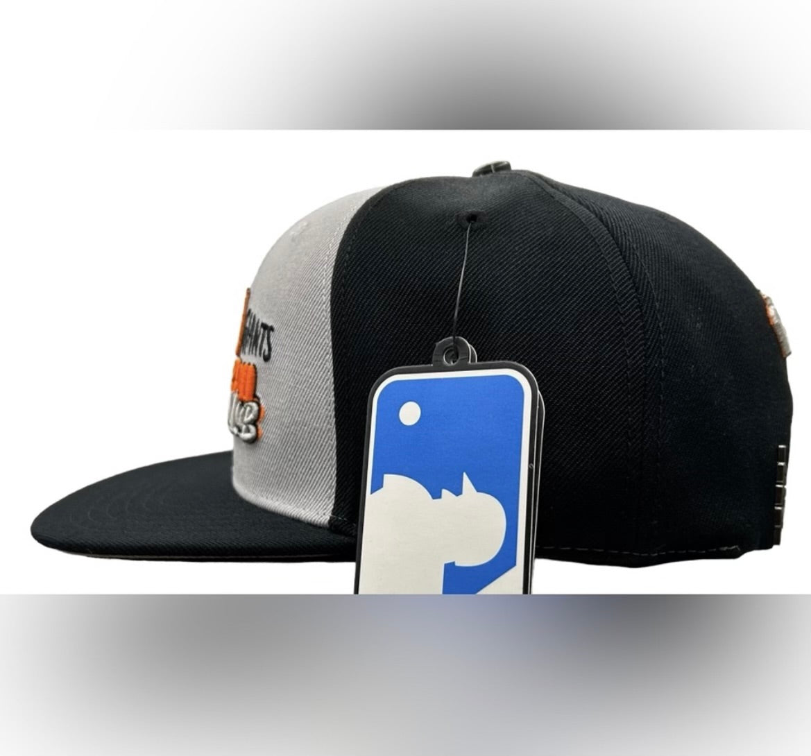 MLB San Francisco Giants Pro Standard SnapBack Hat