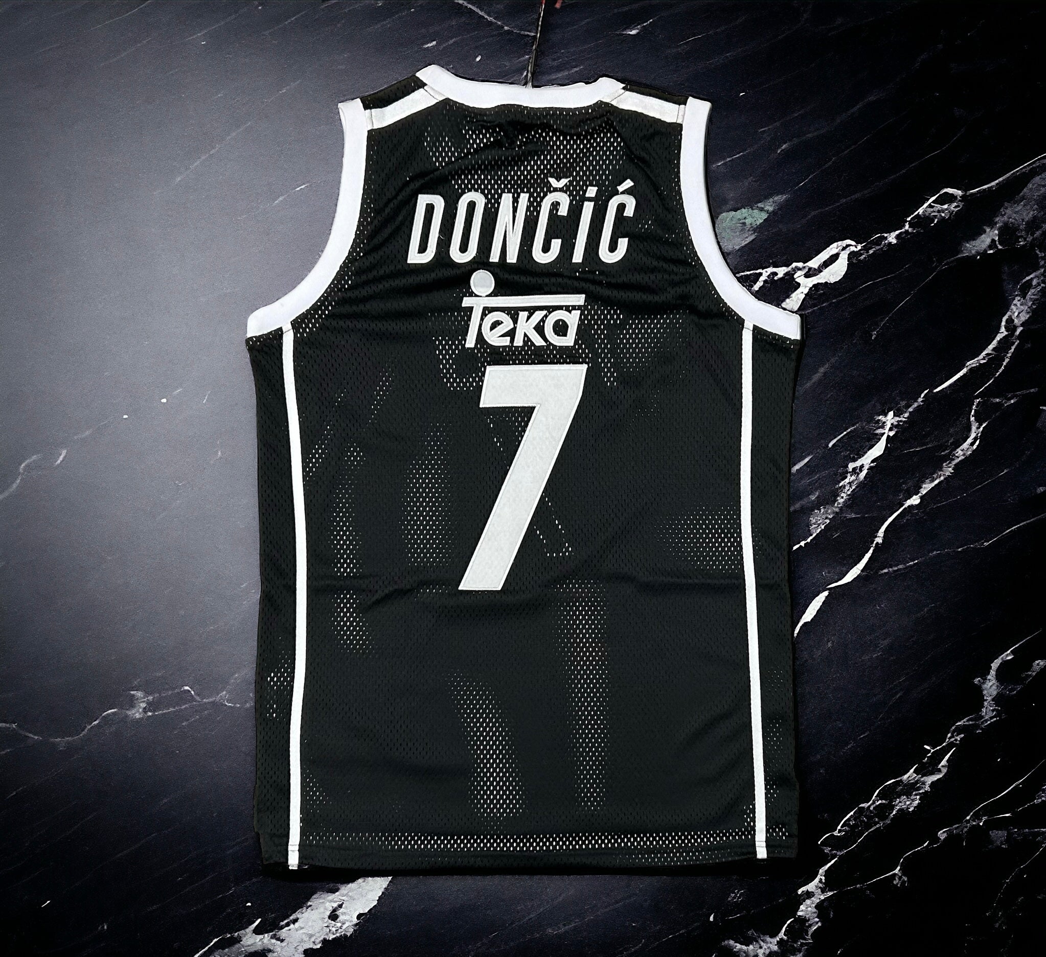 Luka doncic real madrid jersey online