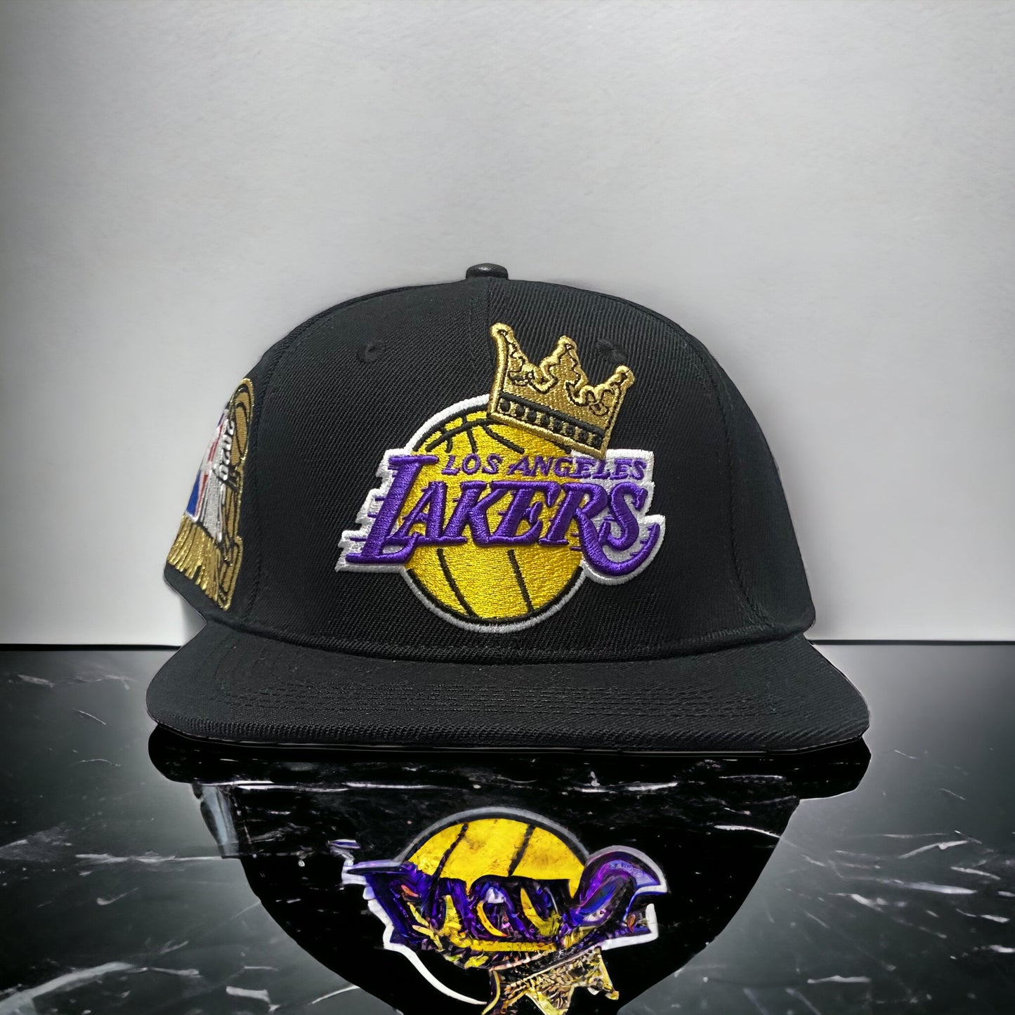 NEW LOS ANGELES LAKERS FINAL CHAMPIONSHIP SNAPBACK HAT Pro Standard Crown