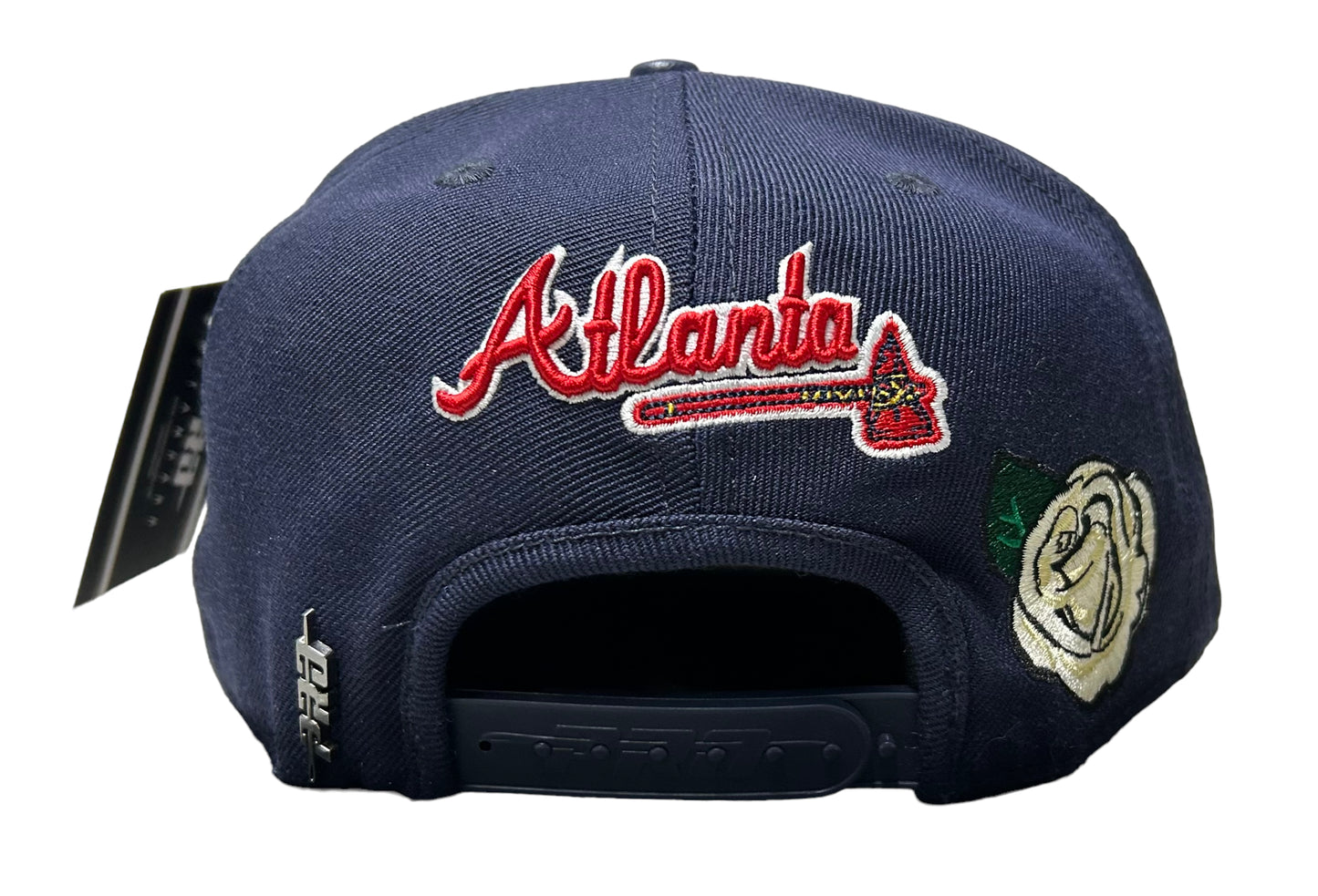 NEW Atlanta Braves PRO STANDARD White Rose SnapBack Hat White UV