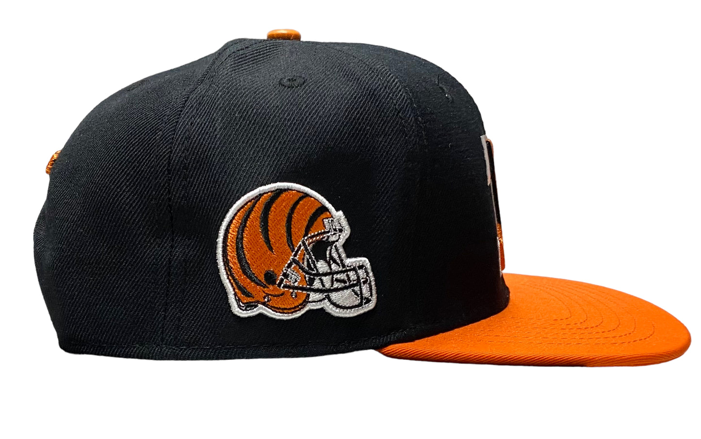 New Cincinnati Bengals 2 Tone SnapBack Big Logo Pro Standard Mens Adjustable Hat