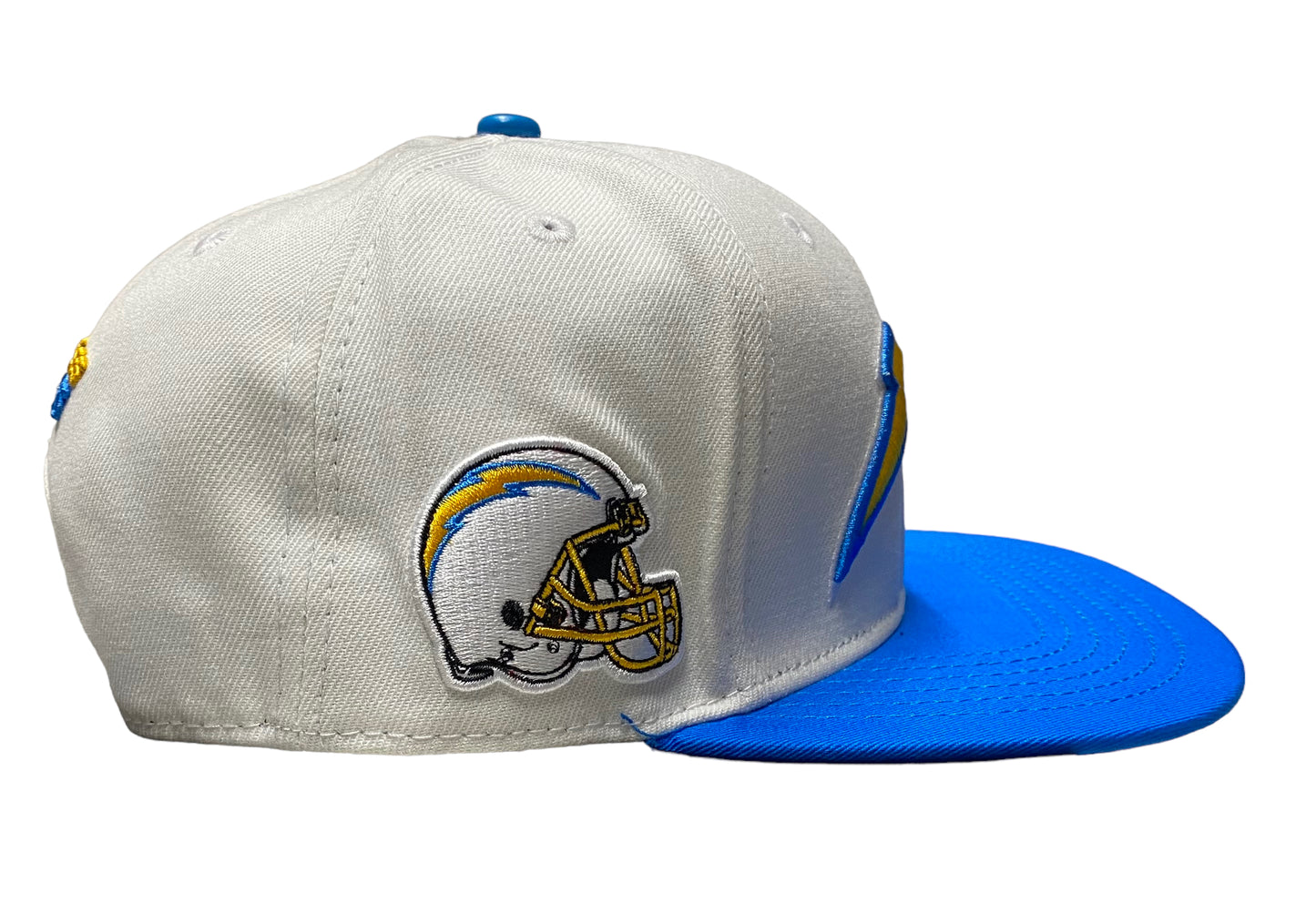 NEW PRO STANDARD SNAPBACK - LA CHARGERS  White 2 Tone Big Bolt