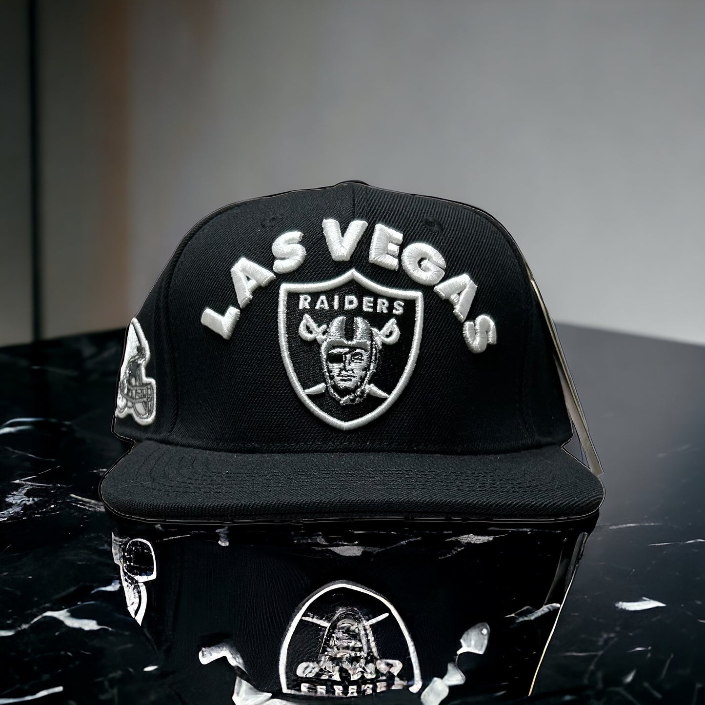 NEW Las Vegas Raiders PRO STANDARD Stacked Logo Black SnapBack Helmet Side Patch