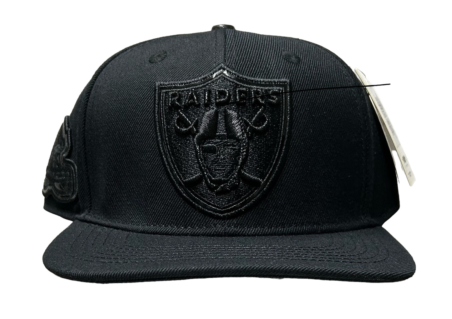 NEW Las Vegas Raiders PRO STANDARD Triple Black SnapBack Hat Helmet Side Patch