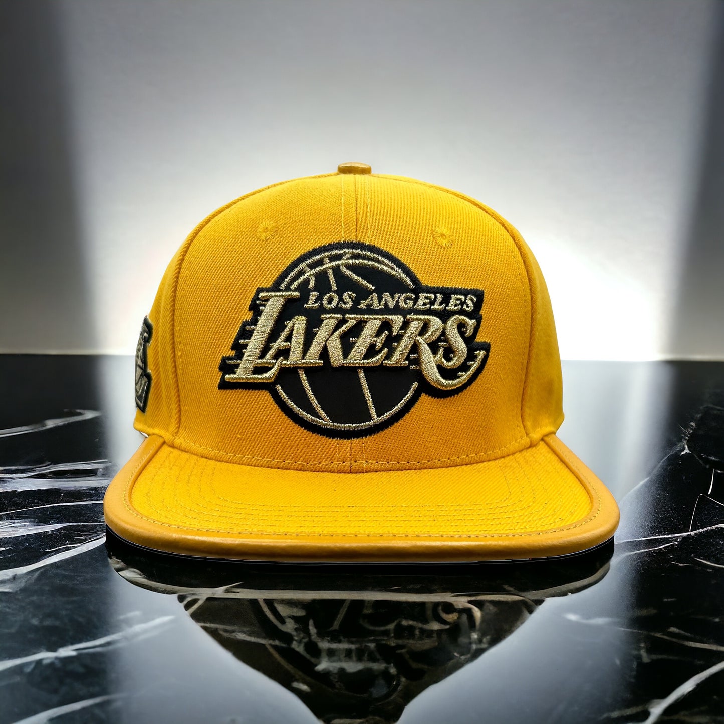 NEW Los Angeles Lakers PRO STANDARD Leather Strapback Yellow Luxury Sportswear