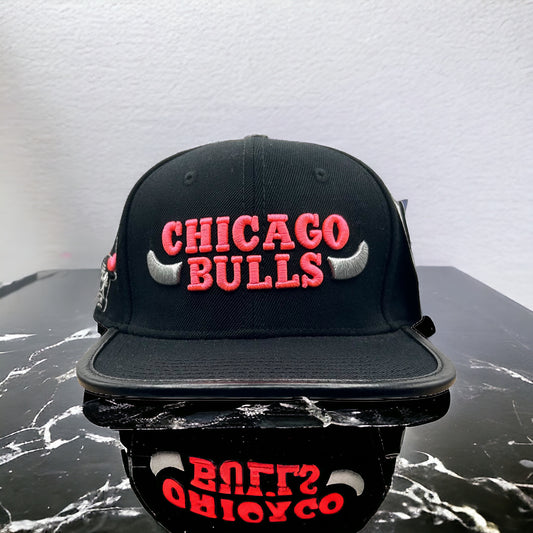 NEW Chicago Bulls PRO STANDARD Leather Strapback Hat Men’s Luxury Sportswear