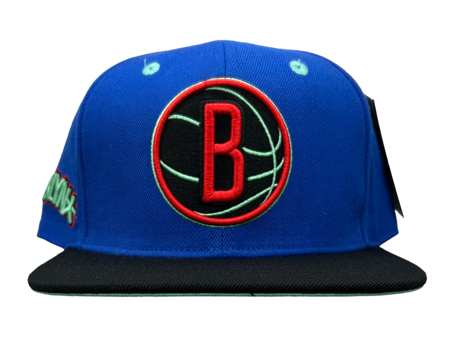 NEW Brooklyn Nets PRO STANDARD SnapBack Hat 2 Tone  Ball Logo Blue Black Mint UV