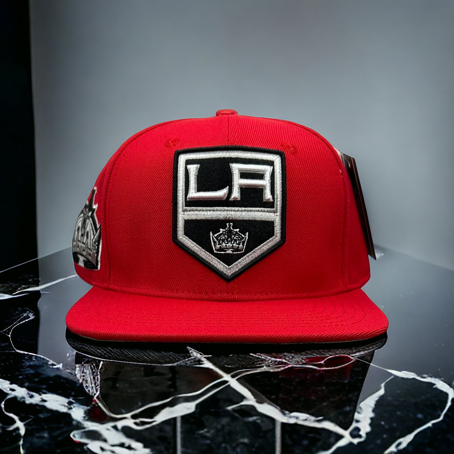 NEW Los Angeles King PRO STANDARD Red SnapBack Hat Crown Side Patch Gray UV