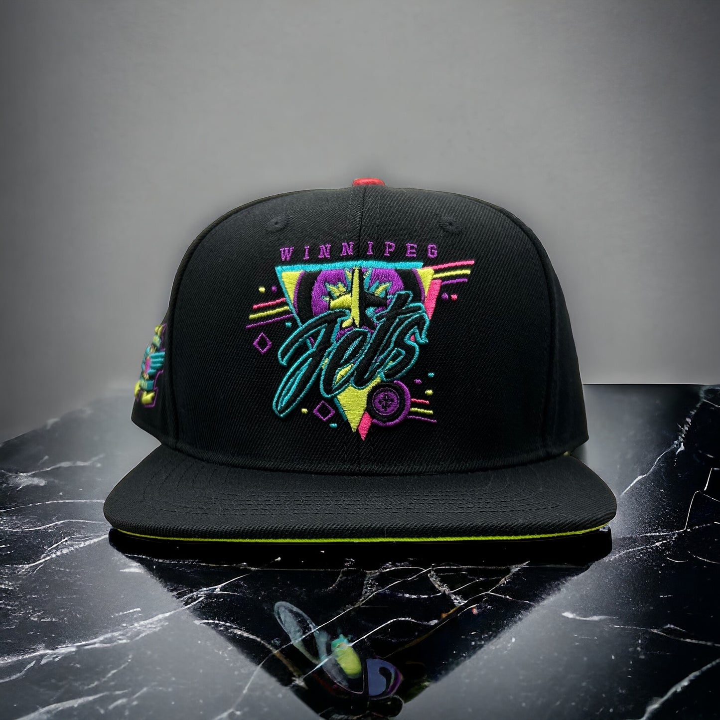 NEW Winnipeg Jets PRO STANDARD Black SnapBack Hat Volt Green UV Flat Brim Cap