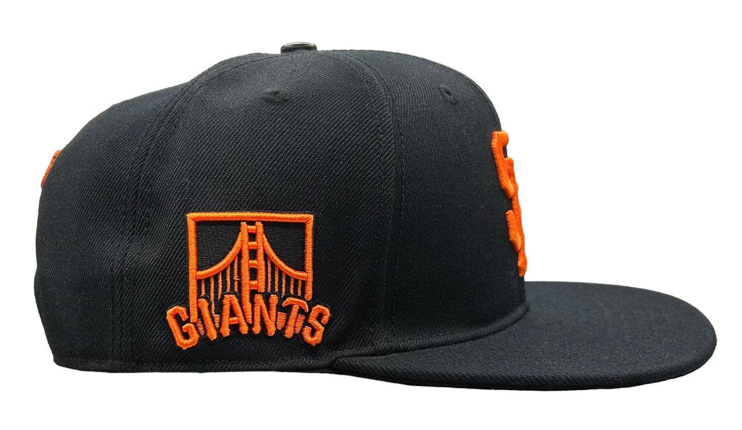 NEW San Francisco Giants PRO STANDARD Black Snapback Hat Flat Brim Cap