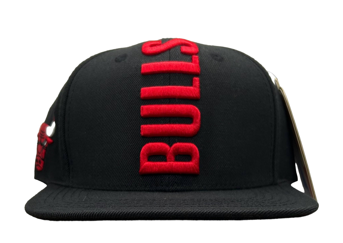 NEW Chicago Bulls PRO STANDARD Spellout Logo Black Snapback Hat Flat Brim Cap