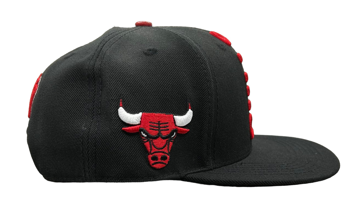 NEW Chicago Bulls PRO STANDARD Spellout Logo Black Snapback Hat Flat Brim Cap