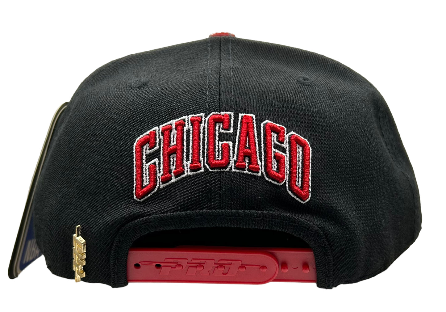 NEW Chicago Bulls PRO STANDARD Spellout Logo Black Snapback Hat Flat Brim Cap