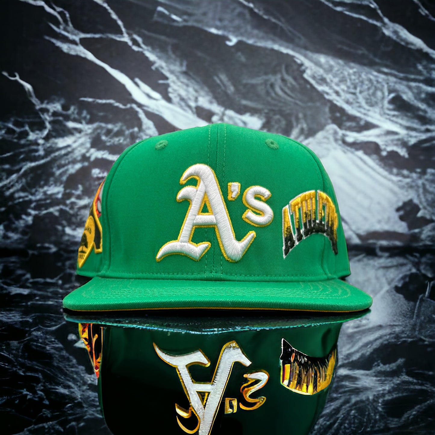 NEW Oakland Athletics PRO STANDARD SnapBack Side Script Logo Green Cap Flat Brim