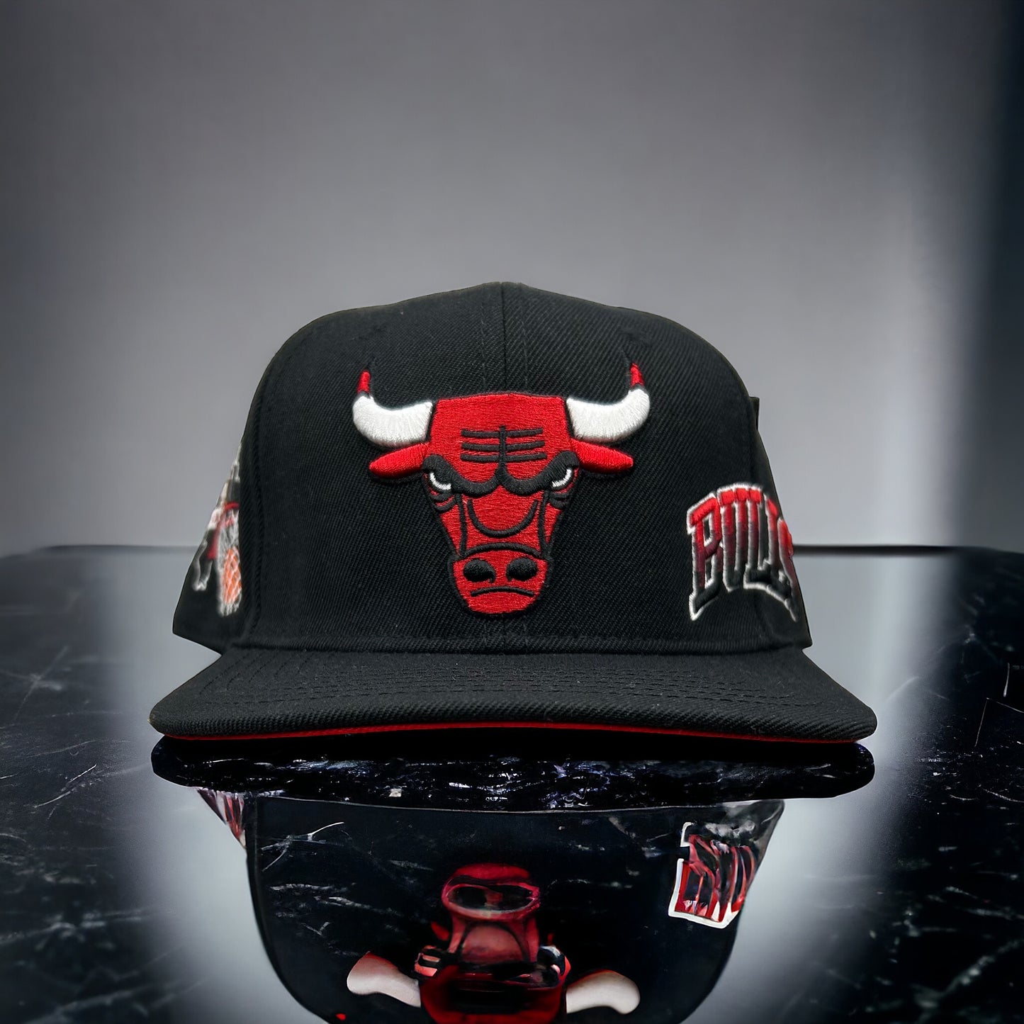 NEW Chicago Bulls PRO STANDARD SnapBack Hat Side Script Patch Flat Brim Cap