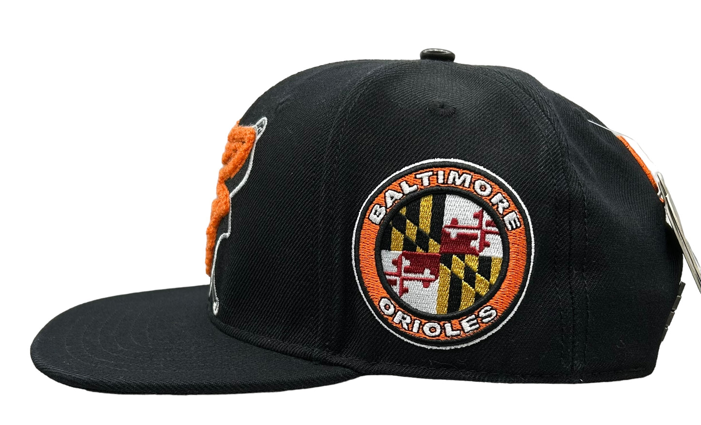 New Baltimore Orioles PRO STANDARD Chenille Logo Black SnapBack Hat Flat Brim