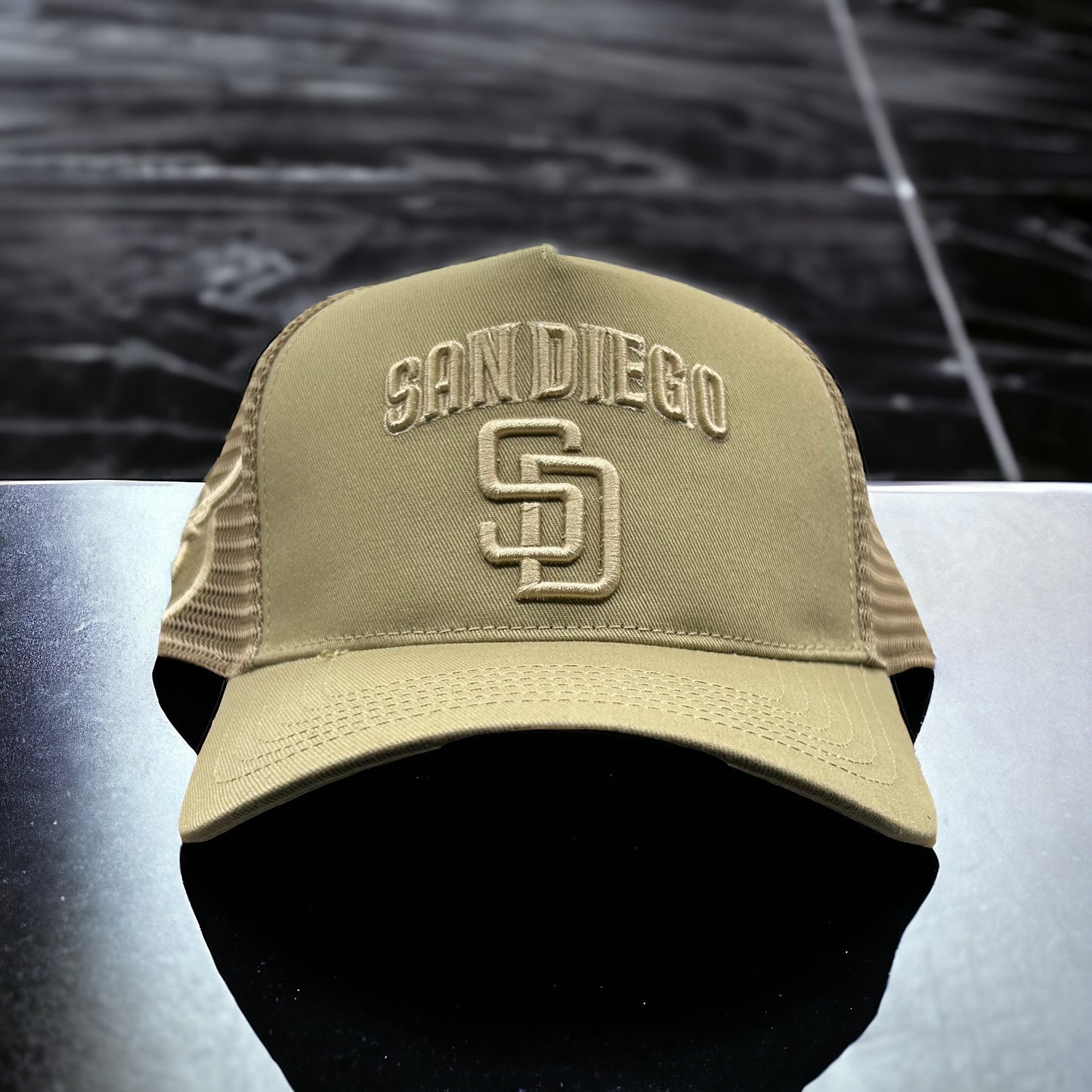 NEW MLB San Diego Padres PRO STANDARD Trucker SnapBack Hat Beige Curved Brim