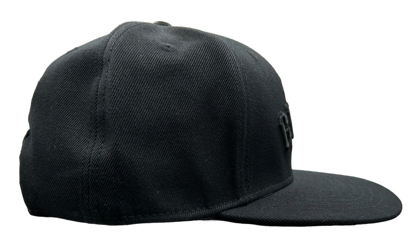 NEW San Francisco Giants PRO STANDARD SnapBack Hat Triple Black Flat Brim Cap