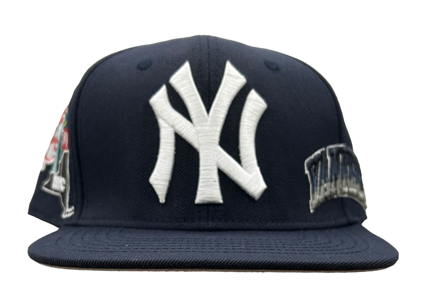 New York Yankees PRO STANDARD Side Script SnapBack Hat NYC Baseball Cap Gray UV