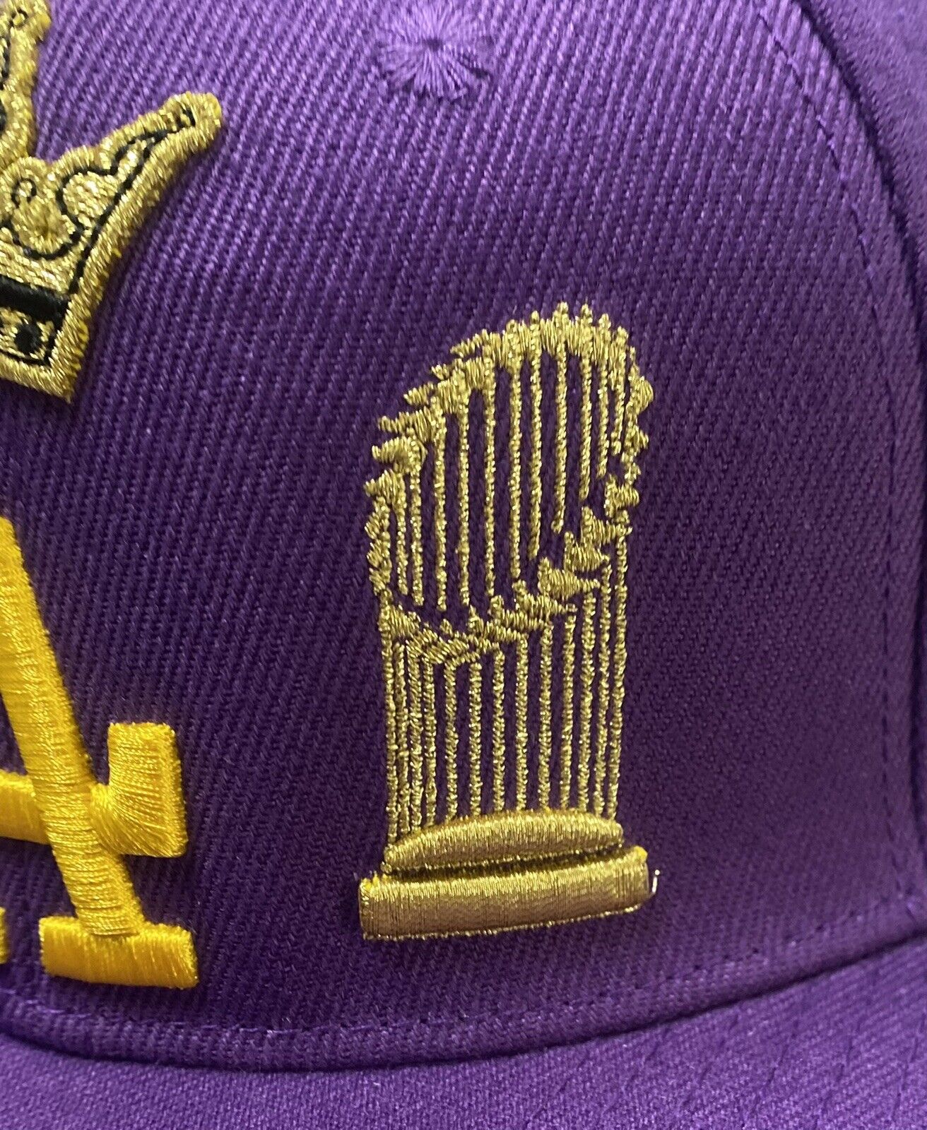 Los Angeles Lakers Cap Pro Standard Rose Patch Showtime 17X Champs Snapback Hat