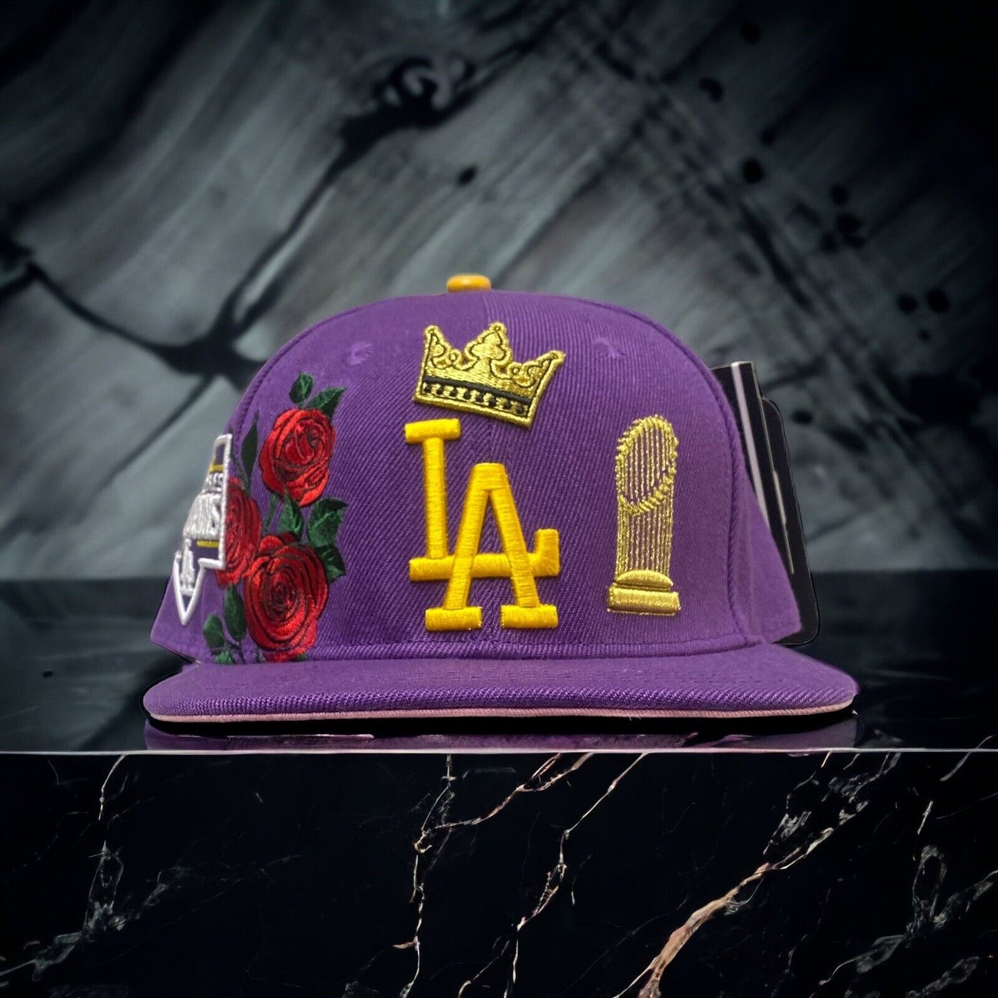 Los Angeles Lakers Cap Pro Standard Rose Patch Showtime 17X Champs Snapback Hat